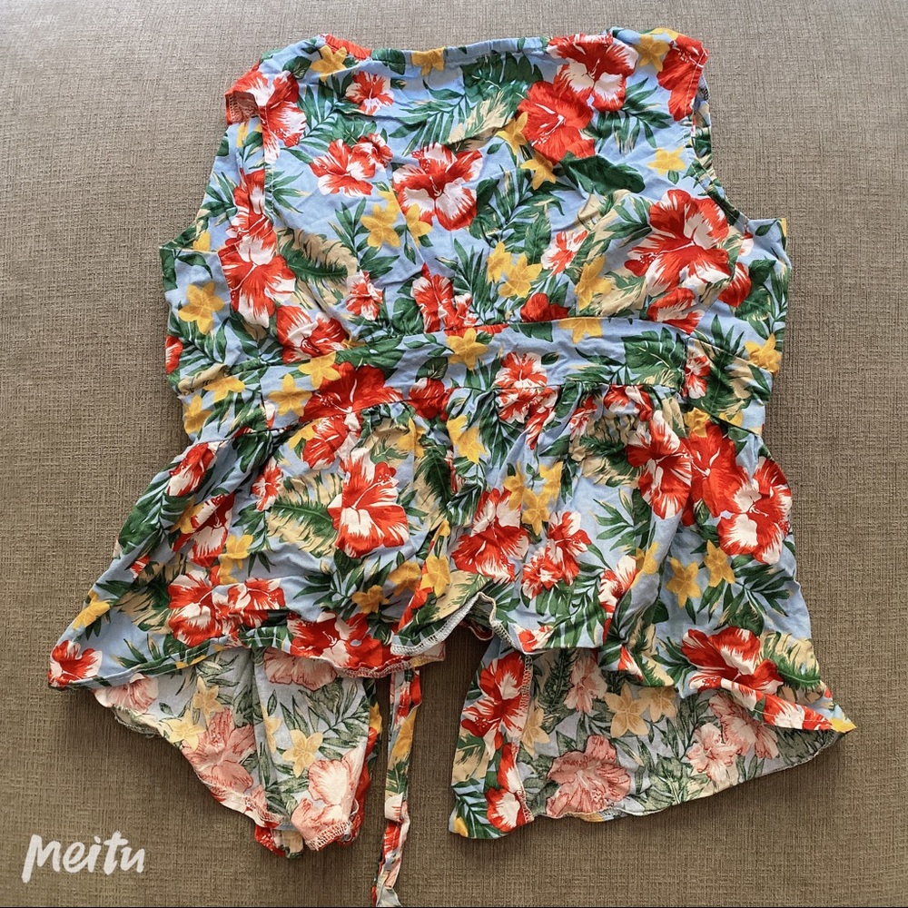 Women’s floral vest